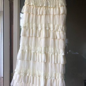 Dainty Jewels cream ruffle skirt